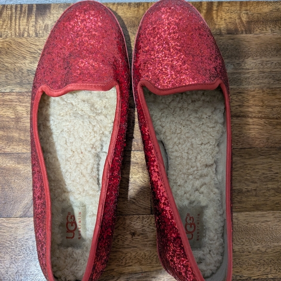 UGG red sparkle flats size 9.5 - Picture 6 of 9